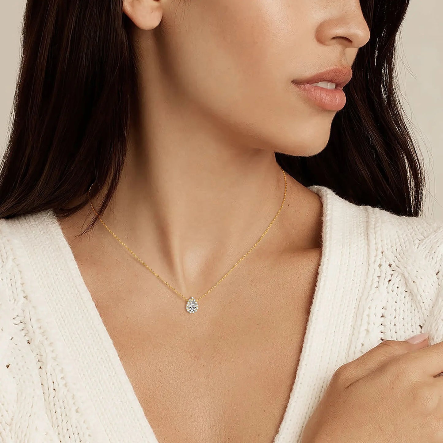 Women's Necklace 1.0 Carat Pear Cut Moissanite D VVS 925 Sterling Silver Collarbone Chain for Anniversary Wedding Classic Jewelr