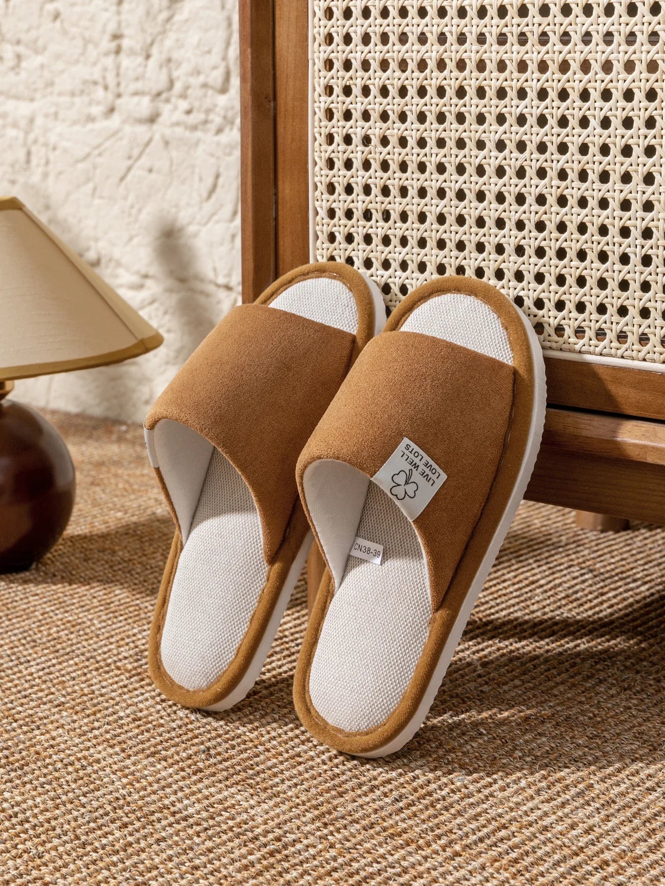 slippers