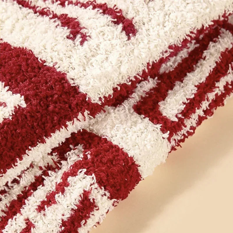 Red Fine Fluff Wedding Blanket Cover Joyful Multi Purpose Keep Warm Sofa Throw Blankets Little Shawl Cushion for Four Seasons