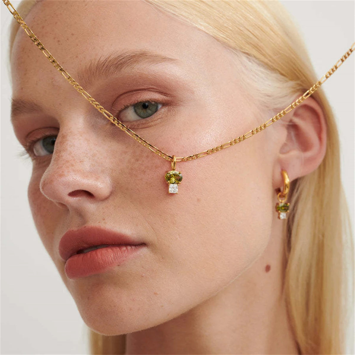 Zircon necklace, colorful zircon necklace, simple, light luxury, gold-plated, color preserving, women's gift
